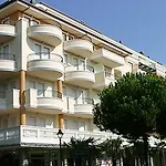 Il Tulipano Apartmanhotel Riccione